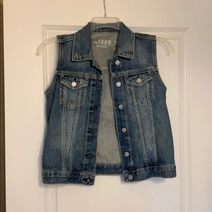 Gap 1969 women’s denim vest